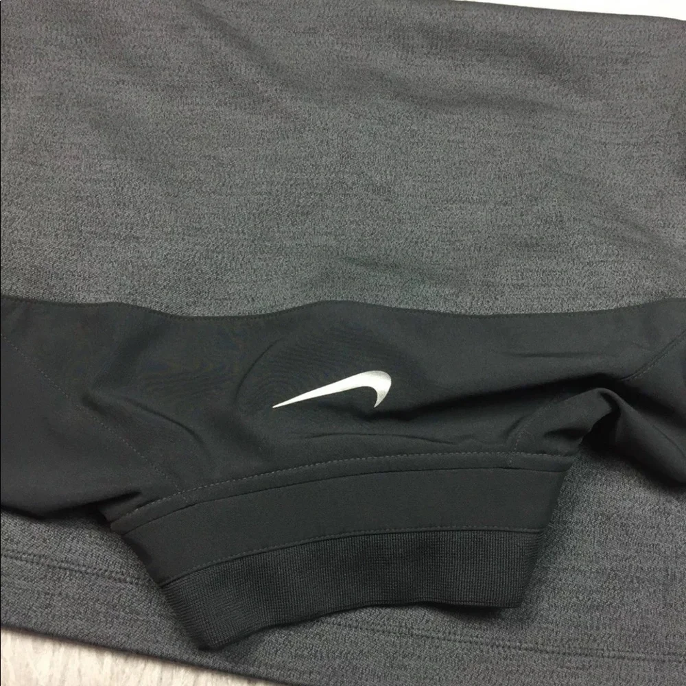 Nike Golf Men’s Gray Black Vest Seattle Seahawks NFL Sz Small